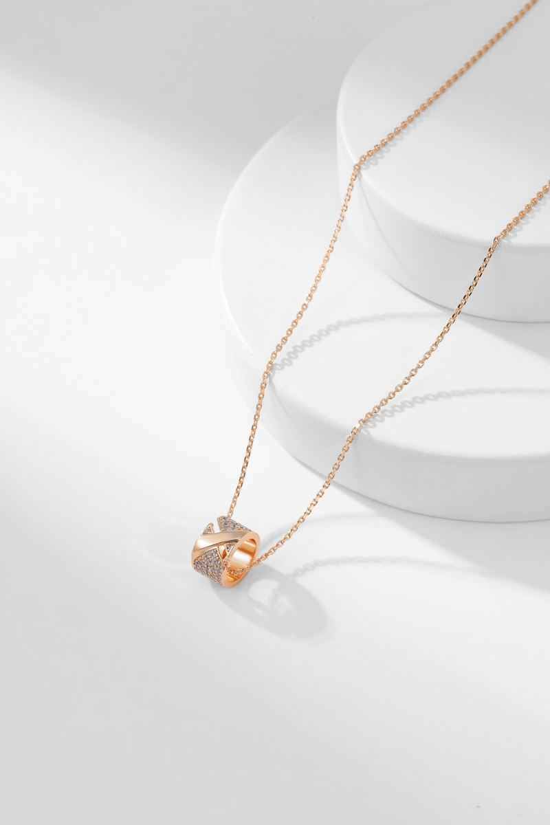 CHAUMET